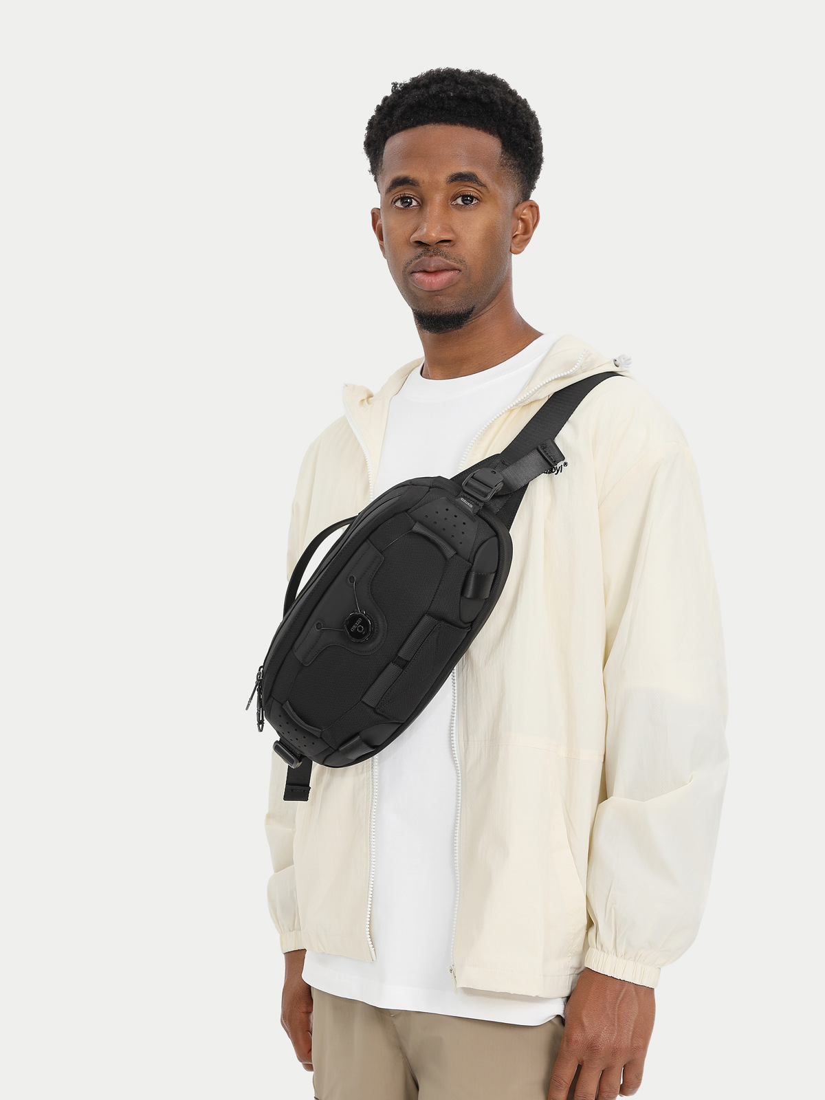 OZUKO Multi-function Chest Bag - Men'S Fashion Bag recension och pris